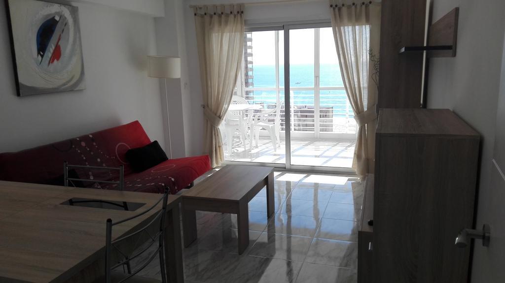 Apartamentos Los Caballos เบนิดอร์ม ภายนอก รูปภาพ