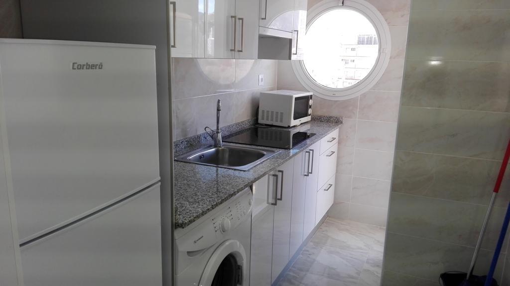 Apartamentos Los Caballos เบนิดอร์ม ภายนอก รูปภาพ